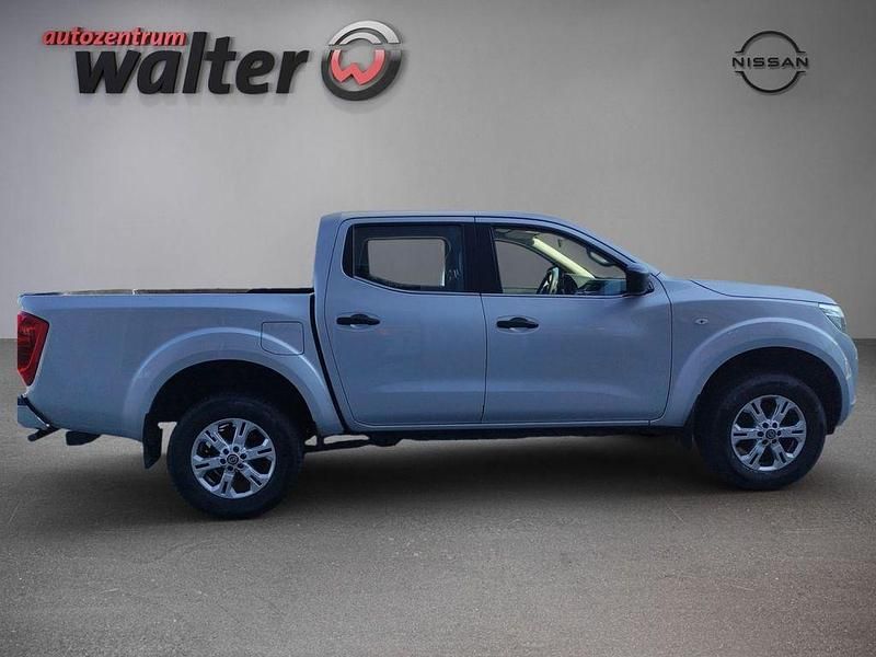 Gebraucht Nissan Navara Acenta 190 PS (139 kW) 2022 Silber Pickup