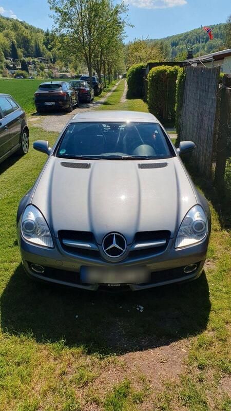 Silber Gebraucht 2009 Mercedes SLK200 Cabrio | 13.800 € (Fairer Preis) - Bild 1/4