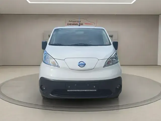 Gebraucht Nissan e-NV200 80 kW (109 PS) 2017 Weiss Van / Kleinbus