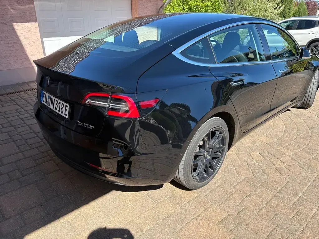 Occasion Tesla Model 3 Long Range AWD 366 kW (498 ch) 2019 Noir Berline