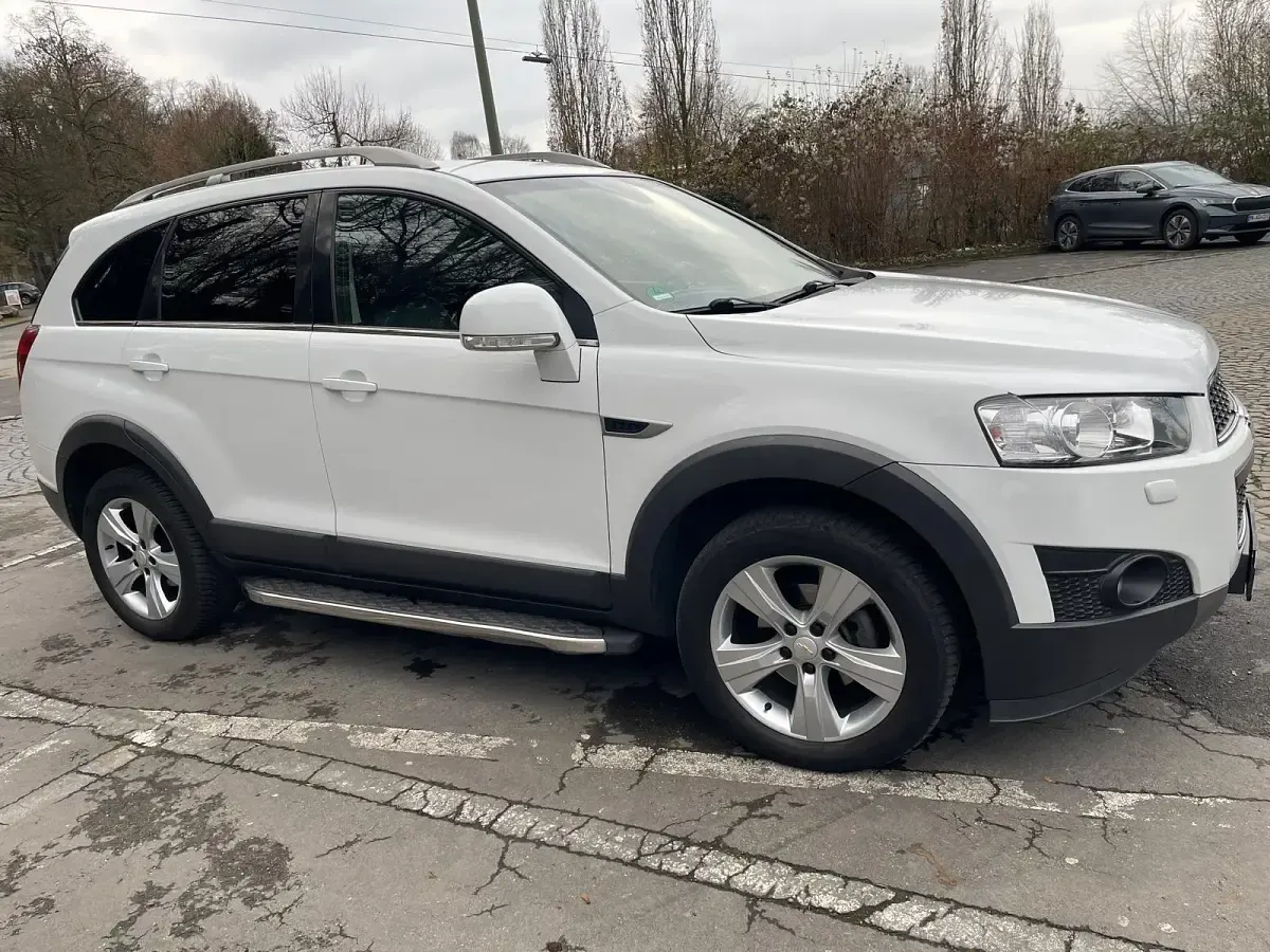 Gebraucht Chevrolet Captiva 184 PS (135 kW) 2012 Weiß SUV
