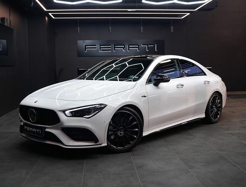 Weiß Gebraucht 2022 Mercedes CLA35 AMG AMG Limousine | 43.000 € (Fairer Preis) - Bild 1/4