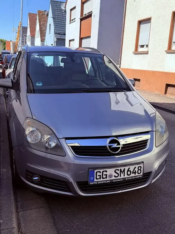 Gebraucht Opel Zafira Cosmo 150 PS (110 kW) 2007 Grau Van / Kleinbus