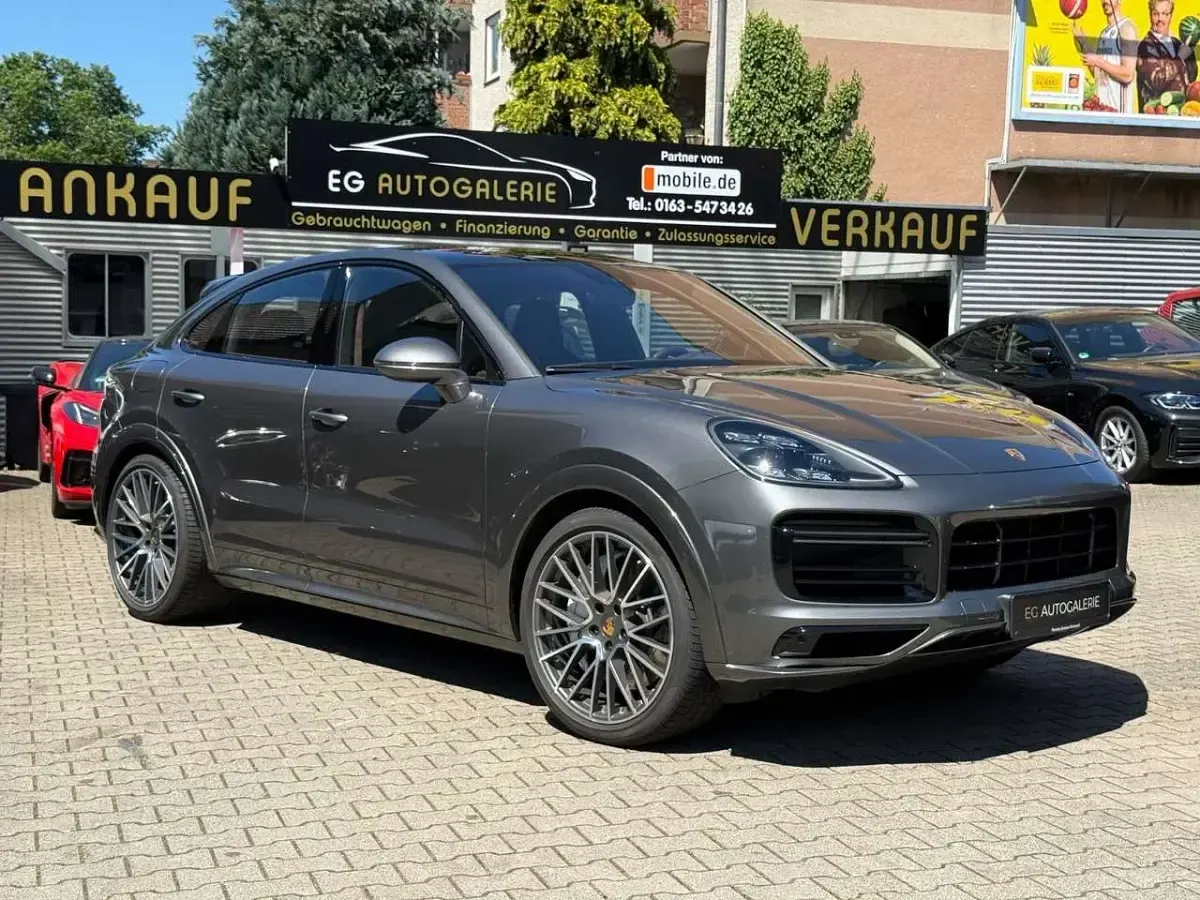 Gebraucht Porsche Cayenne Coupe Chrono 549 PS (403 kW) 2023 Quarzitgrau Coupé