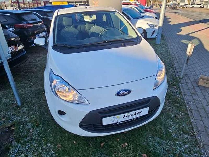 Crystalweiß Gebraucht 2012 Ford Ka Trend Kleinwagen | 4.990 € (Etwas zu teuer) - Bild 1/4