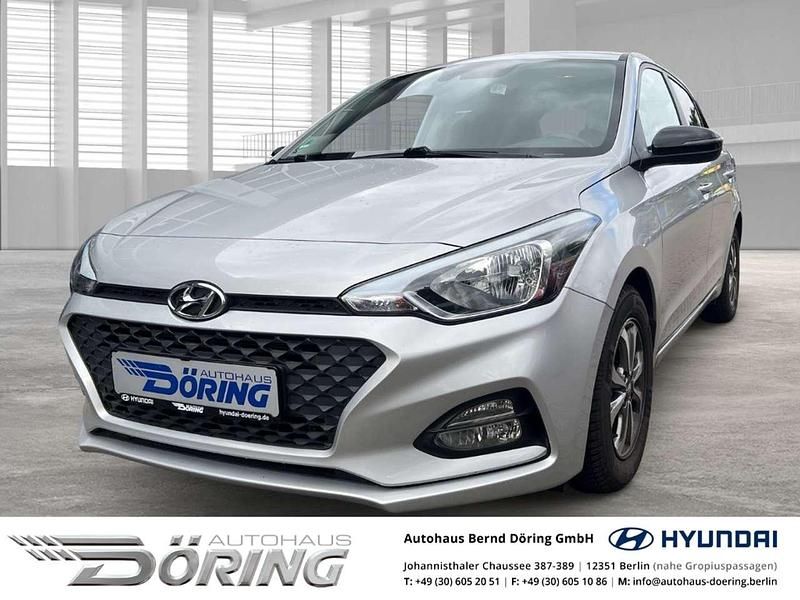 Silber Gebraucht 2019 Hyundai i20 Turbo Limousine | 14.980 € (Guter Preis) - Bild 1/4