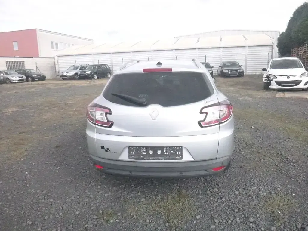 Gebraucht Renault Mégane III Bose Edition 131 PS (96 kW) 2012 Grau Limousine