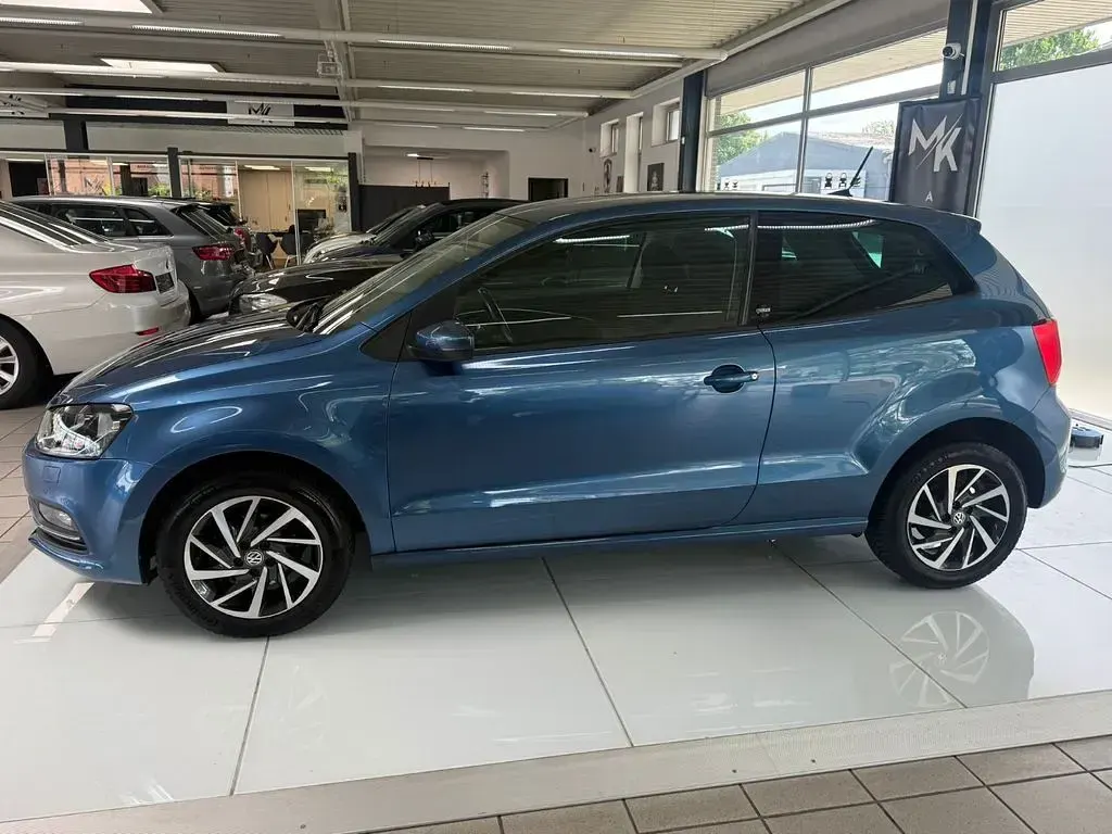 Gebraucht VW Polo Sound 75 PS (55 kW) 2017 Blau Kleinwagen