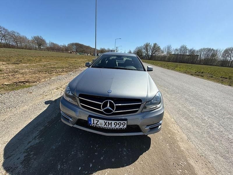 Gebraucht Mercedes C220 170 PS (125 kW) 2015 Grau Coupé