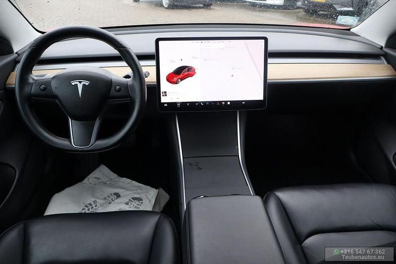 Gebraucht Tesla Model 3 Long Range AWD 258 kW (351 PS) 2019 Rot Limousine