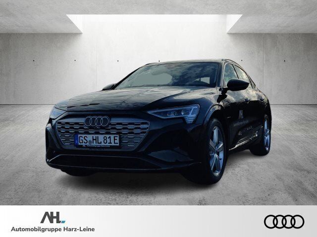 Mythosschwarz metallic Gebraucht 2024 Audi Q8 Sportback e-tron Advanced SUV | 50.999 € (Fairer Preis) - Bild 1/4