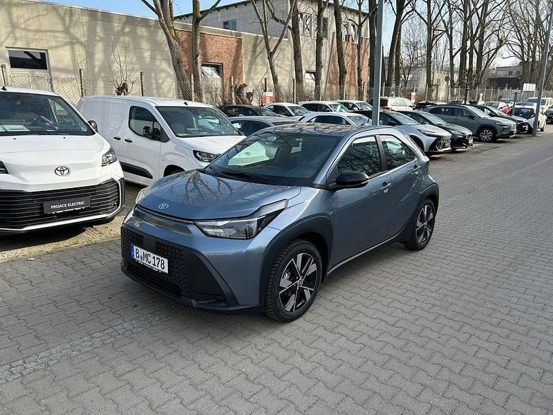 Gebraucht Toyota Aygo X Active 116 PS (85 kW) 2026 Grau SUV