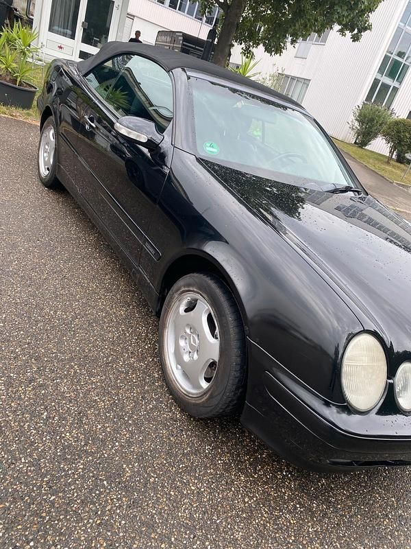 Gebraucht Mercedes CLK200 2002 Schwarz Cabrio