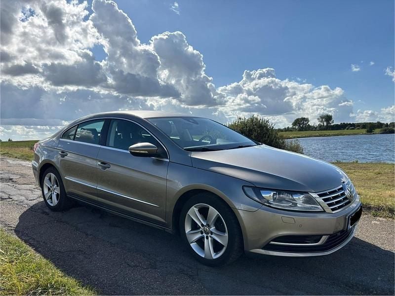 Braun Gebraucht 2013 VW Passat Limousine | 10.700 € (Guter Preis) - Bild 1/4