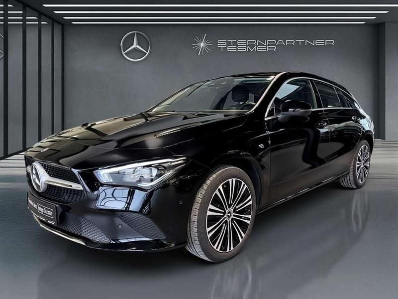 Schwarz Gebraucht 2023 Mercedes CLA250e Shooting Brake Progressive Kombi | 29.450 € (Guter Preis) - Bild 1/3
