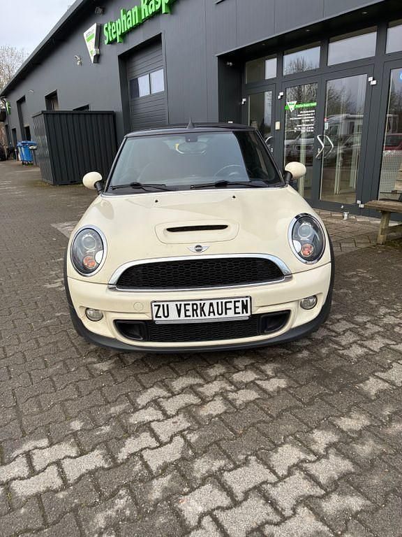 Gebraucht Mini Cooper S Cabriolet 184 PS (135 kW) 2011 Beige Cabrio