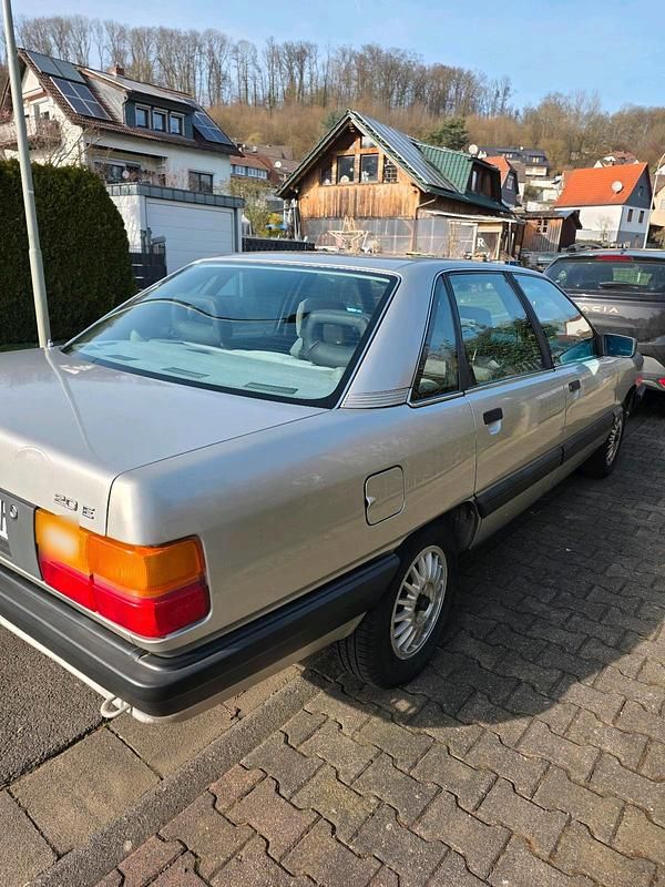 Gebraucht Audi 100 115 PS (84 kW) 1988 Silber Kombi