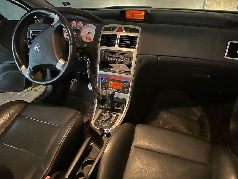 Gold Gebraucht 2005 Peugeot 307 CC Tendance Cabrio | 1.500 € (Superpreis) - Bild 1/2