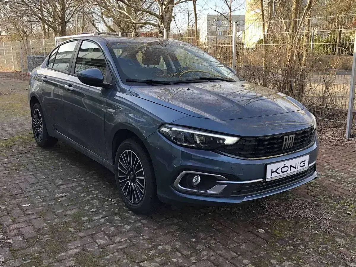 Gebraucht Fiat Tipo Urban 131 PS (96 kW) 2026 Blau Limousine
