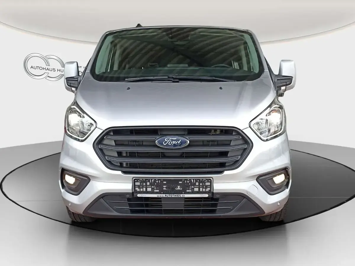 Gebraucht Ford Transit Custom Trend 170 PS (125 kW) 2019 Polarsilber metallic Kombi