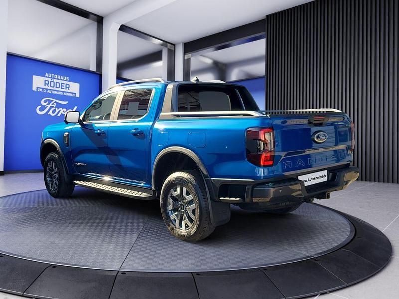 Neu Ford Ranger Wildtrack 281 PS (206 kW) 2026 Blau Pickup