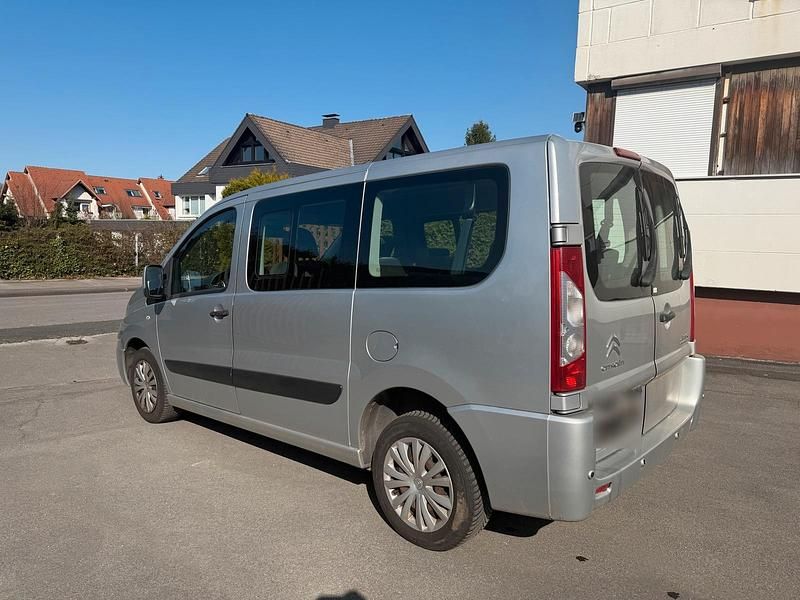 Gebraucht Citroën Jumpy 128 PS (94 kW) 2014 Silber Van / Kleinbus