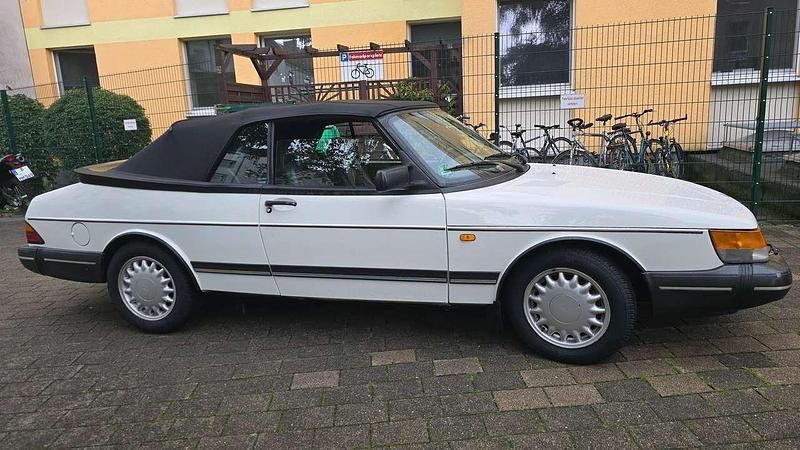 Weiß Gebraucht 1992 Saab 900 Cabriolet Cabrio | 12.500 € - Bild 1/4