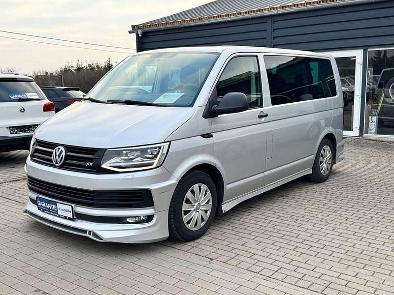 Gebraucht VW Multivan 150 PS (110 kW) 2017 Silber Van