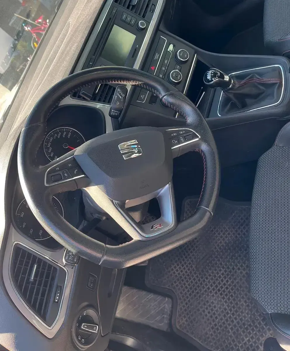 Gebraucht Seat Leon FR 150 PS (110 kW) 2014 Schwarz Limousine