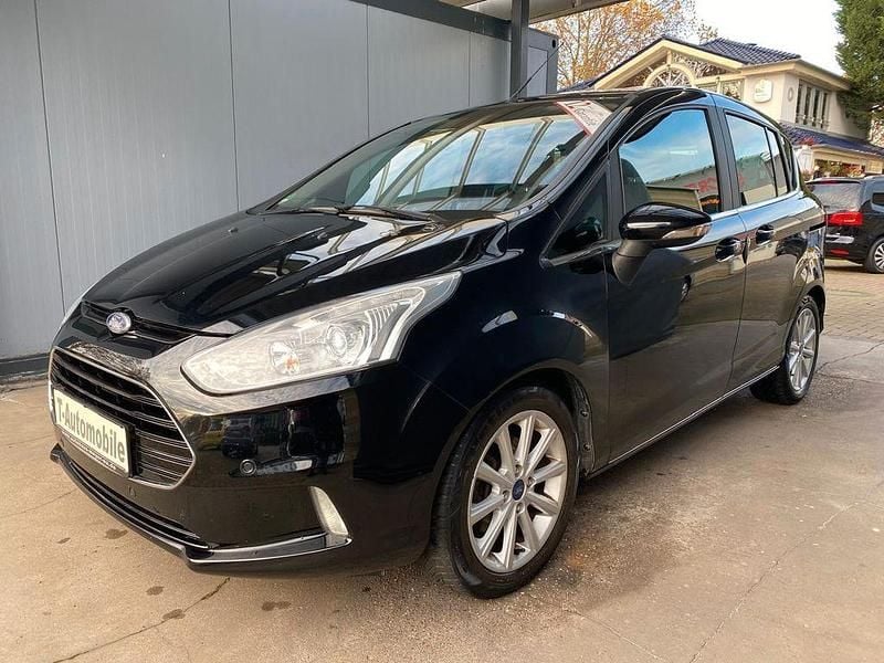 Gebraucht Ford B-MAX Titanium 125 PS (91 kW) 2017 Schwarz Van / Kleinbus