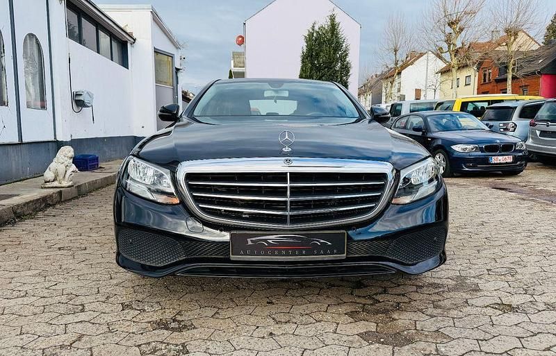 Gebraucht Mercedes E200 150 PS (110 kW) 2018 Schwarz Limousine