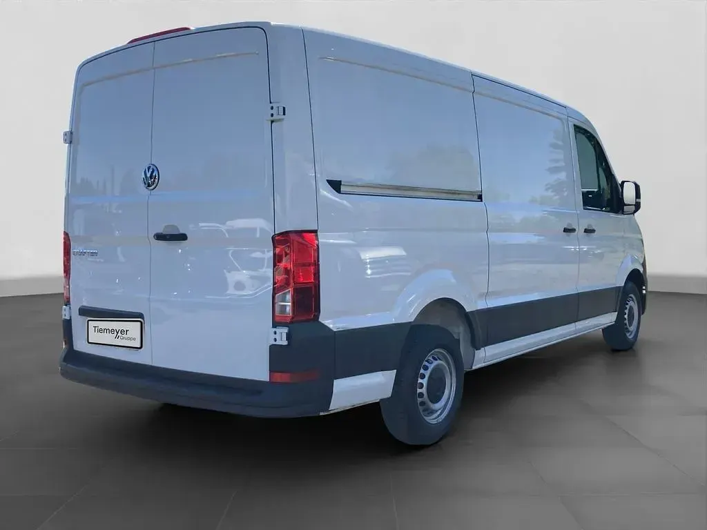 Gebraucht VW Crafter 102 PS (75 kW) 2022 Weiß Van
