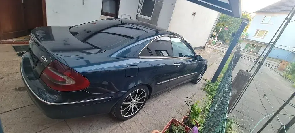 Gebraucht Mercedes CLK270 Elegance 170 PS (125 kW) 2003 Blau Coupé