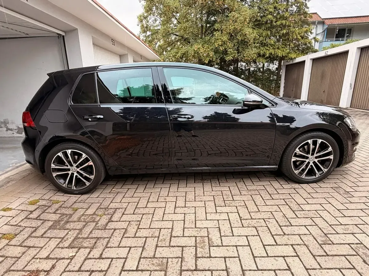 Gebraucht VW Golf VII Edition 150 PS (110 kW) 2015 Schwarz Limousine