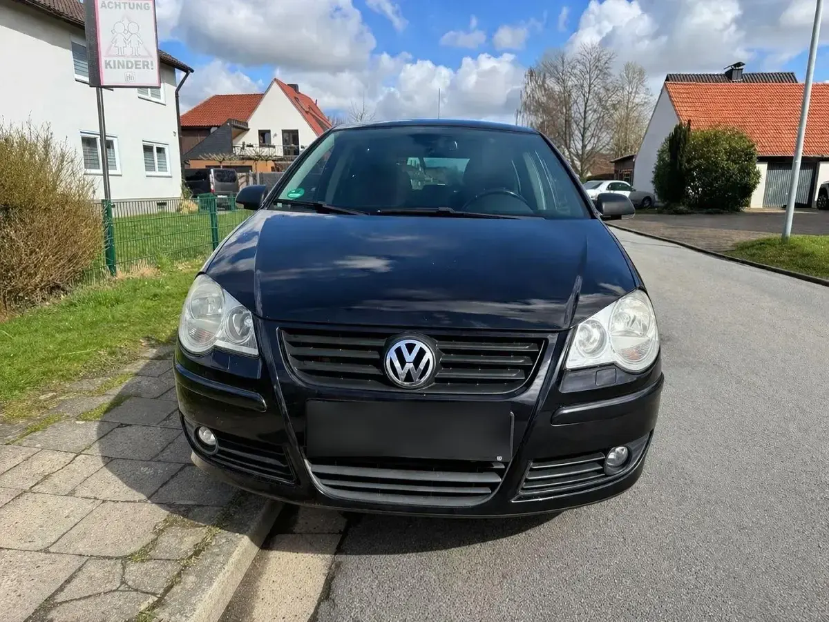 Gebraucht VW Polo 75 PS (55 kW) 2008 Schwarz Kleinwagen