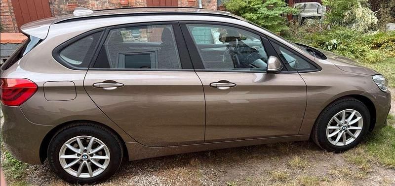Gebraucht BMW 218 140 PS (102 kW) 2018 Bronze Kombi