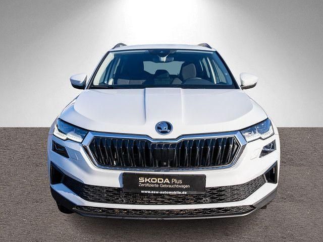 Gebraucht Skoda Karoq Tour 150 PS (110 kW) 2025 Moonweiss metallic SUV