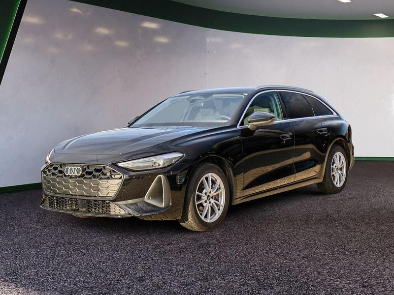 Gebraucht Audi A5 Basis 204 PS (150 kW) 2025 Schwarz / mythosschwarz Coupé