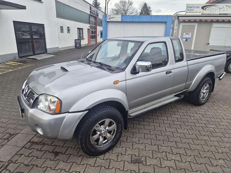 Gebraucht Nissan Navara 133 PS (97 kW) 2005 Silber Pickup