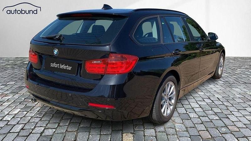 Gebraucht BMW 318 143 PS (105 kW) 2014 Schwarz Kombi