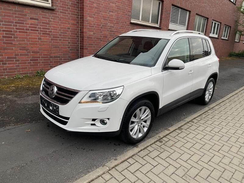 Weiß Gebraucht 2011 VW Tiguan Team SUV | 7.950 € (Fairer Preis) - Bild 1/4
