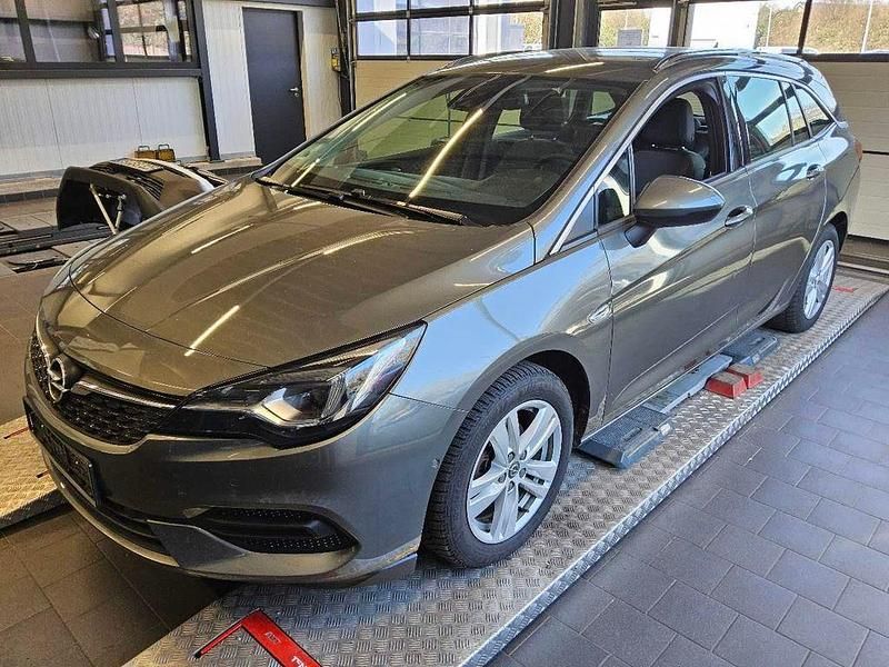 Grau Gebraucht 2020 Opel Astra Business Elegance Kombi | 8.880 € (Superpreis) - Bild 1/3