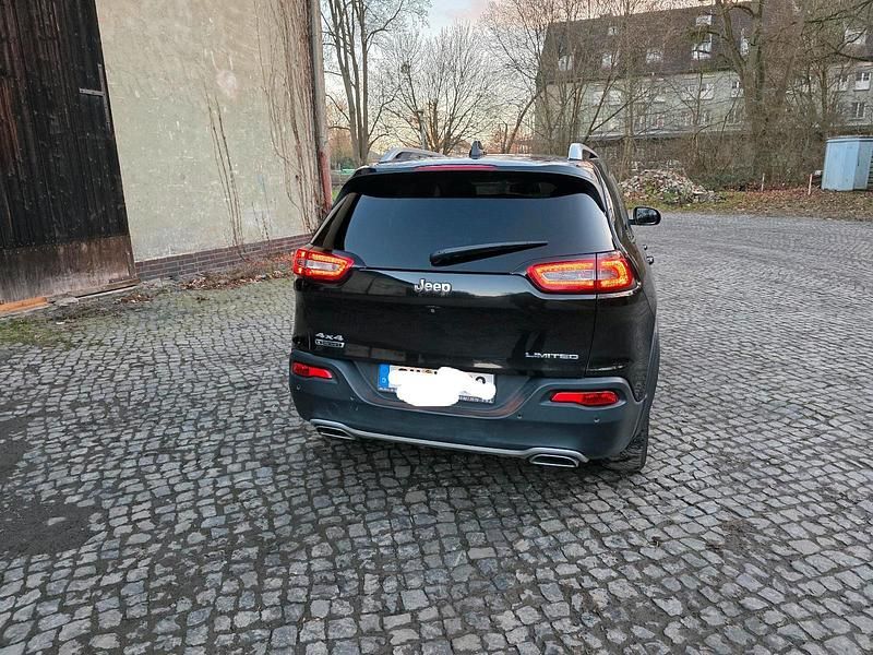 Gebraucht Jeep Cherokee 200 PS (147 kW) 2016 Schwarz SUV