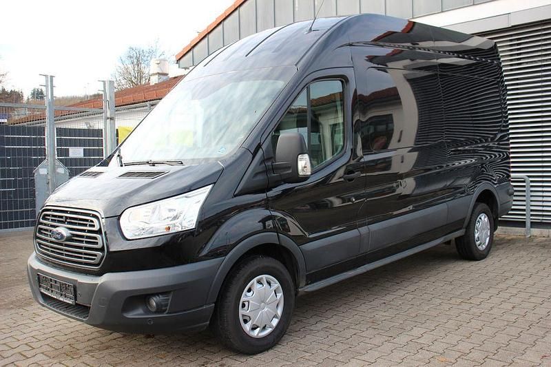 Gebraucht Ford Transit 131 PS (96 kW) 2019 Schwarz Van / Kleinbus