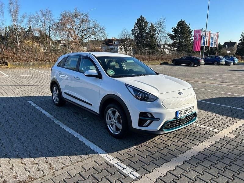 Gebraucht Kia Niro Edition 7 150 kW (204 PS) 2021 Weiß SUV