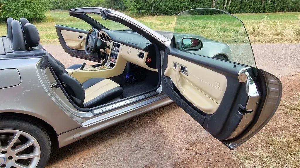 Gebraucht Mercedes SLK200 Edition 163 PS (119 kW) 2003 Beige Cabrio