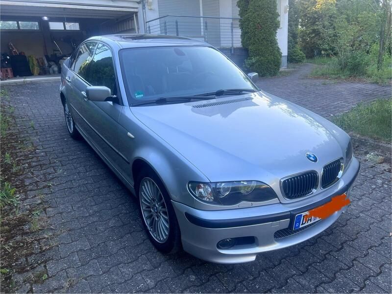 Silber Gebraucht 2004 BMW 330 Limousine | 16.900 € - Bild 1/4