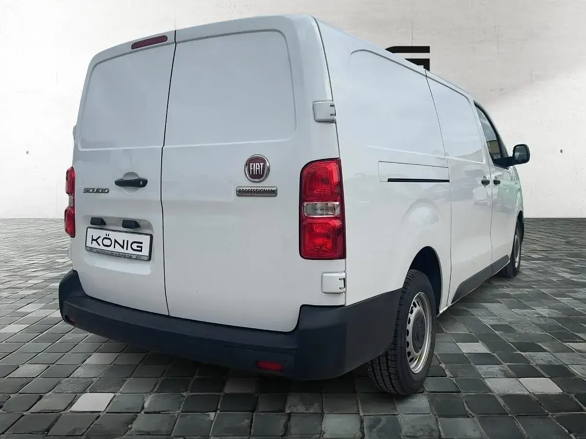 Gebraucht Fiat Scudo 144 PS (105 kW) 2023 Weiss Van