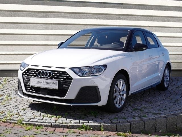 Weiß Gebraucht 2022 Audi A1 Sportback Basis Kleinwagen | 24.980 € (Teuer) - Bild 1/4