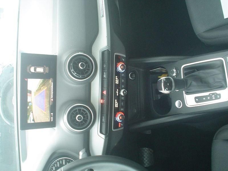 Gebraucht Audi Q2 150 PS (110 kW) 2023 Schwarz SUV